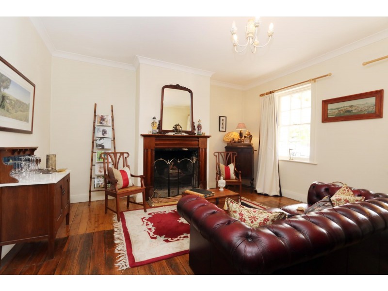 70 Rossi Street, Yass NSW 2582