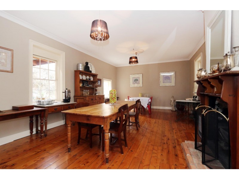 70 Rossi Street, Yass NSW 2582