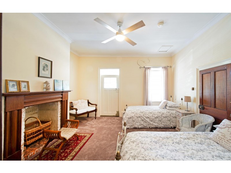 70 Rossi Street, Yass NSW 2582