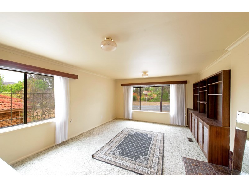 127 Launceston Street, Lyons ACT 2606