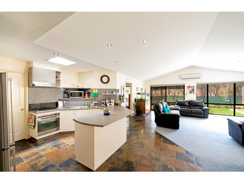 82 Wanderer Court, Amaroo ACT 2914