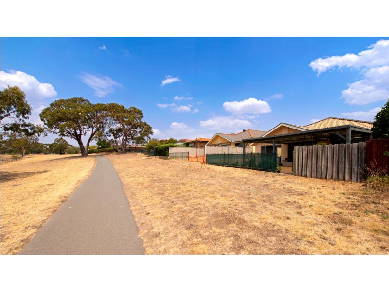82 Wanderer Court, Amaroo ACT 2914