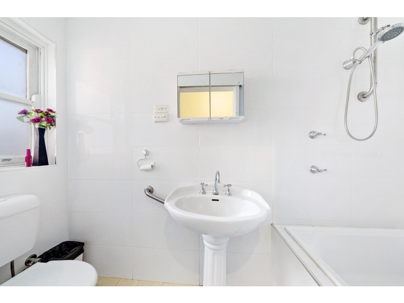 9 Glenorchy Street, Lyons ACT 2606