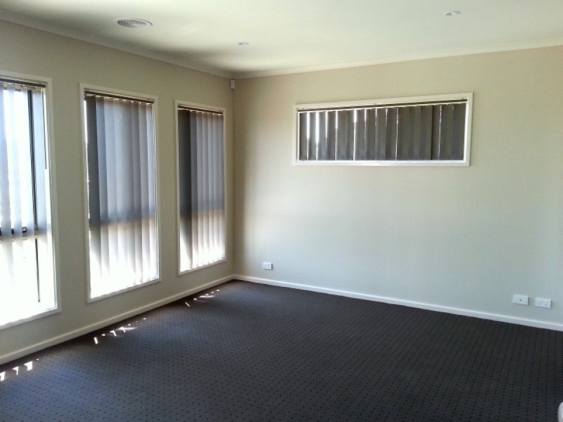 121 Bieundurry Street, Bonner ACT 2914