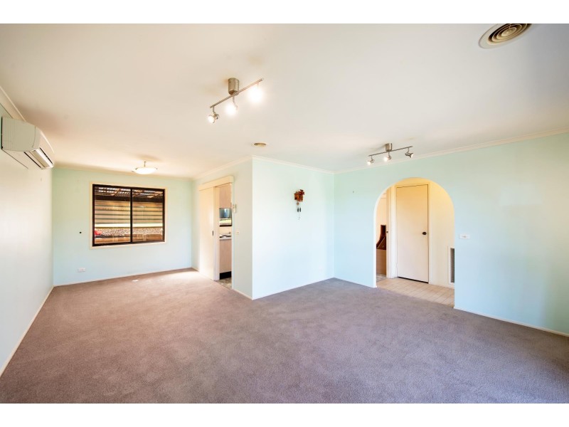 20 Yeo Crescent, Yass NSW 2582