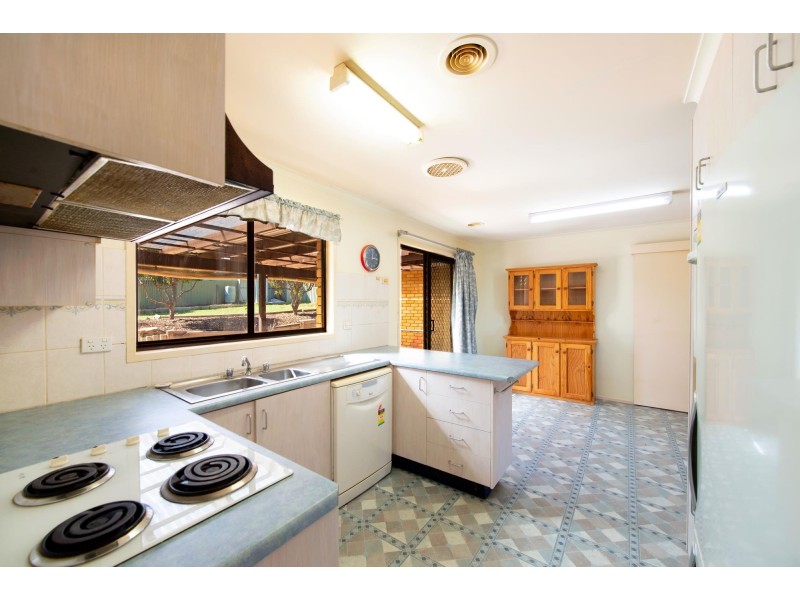 20 Yeo Crescent, Yass NSW 2582