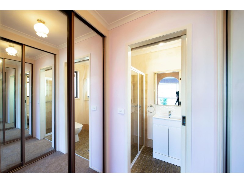 20 Yeo Crescent, Yass NSW 2582