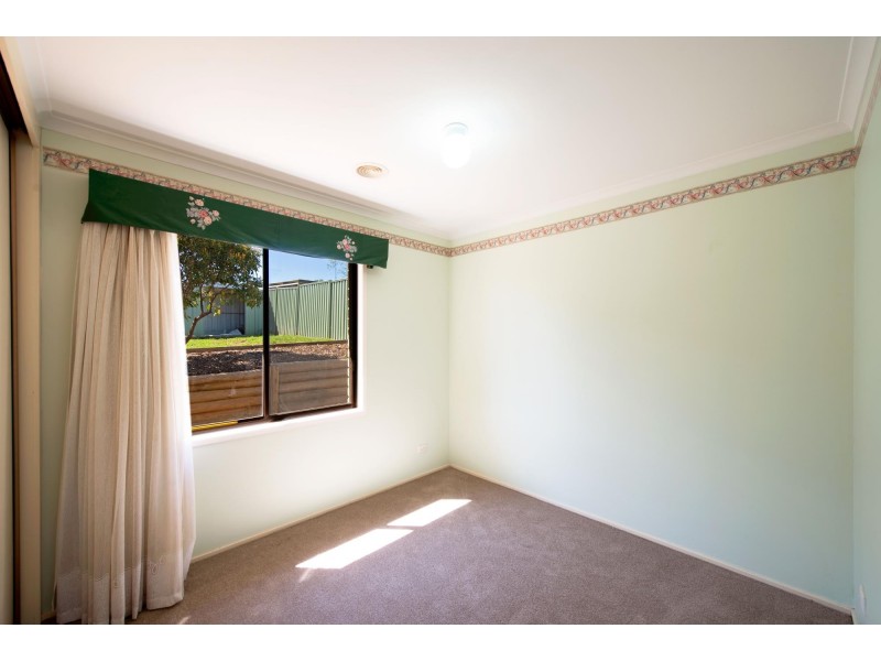 20 Yeo Crescent, Yass NSW 2582