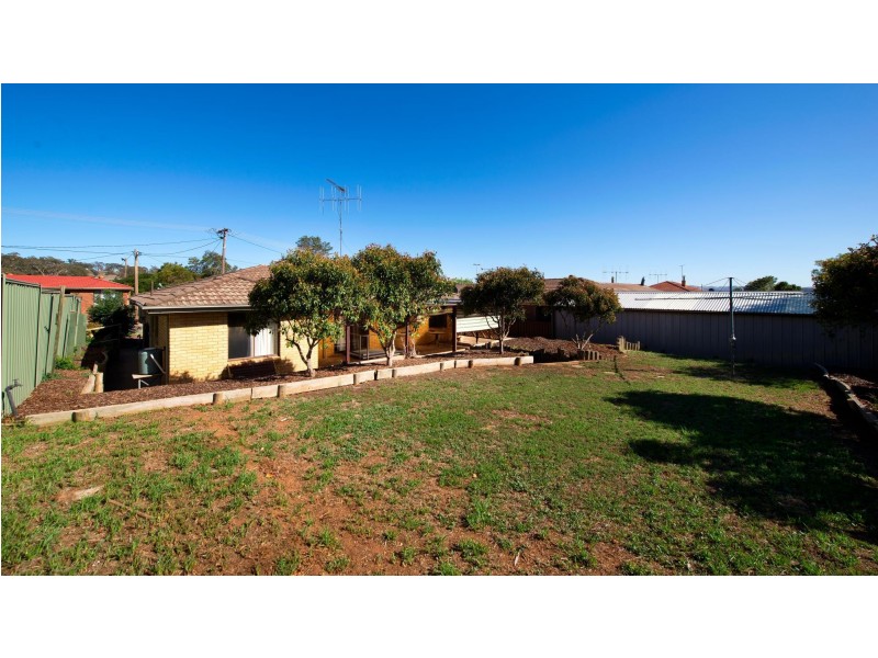 20 Yeo Crescent, Yass NSW 2582