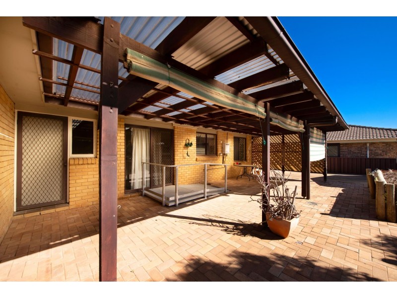 20 Yeo Crescent, Yass NSW 2582