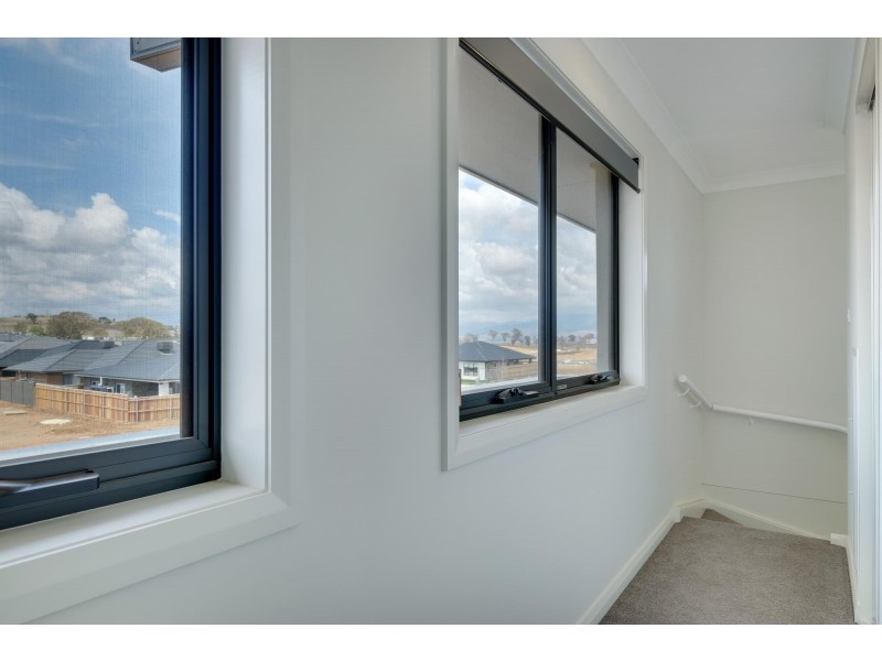 97 Lionel Rose Street, Holt ACT 2615