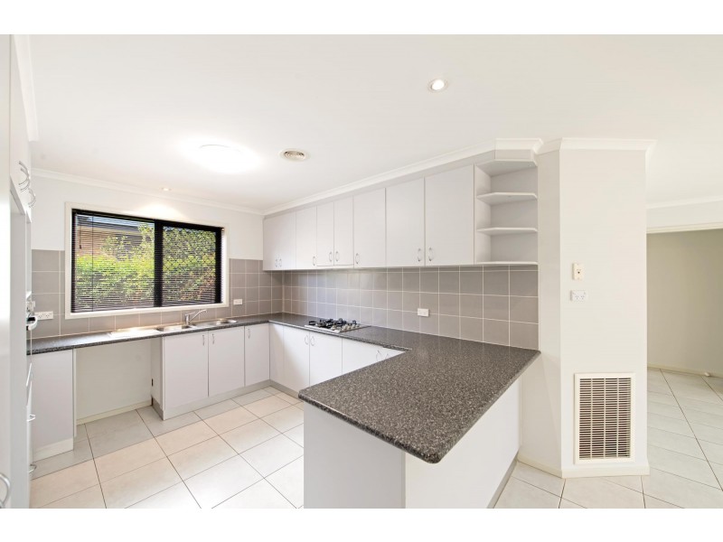 33 Cantamessa Avenue, Gungahlin ACT 2912