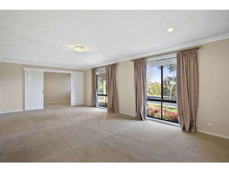 25 Ashkanasy Crescent, Evatt ACT 2617