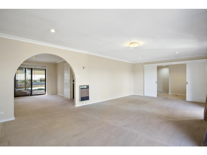 25 Ashkanasy Crescent, Evatt ACT 2617