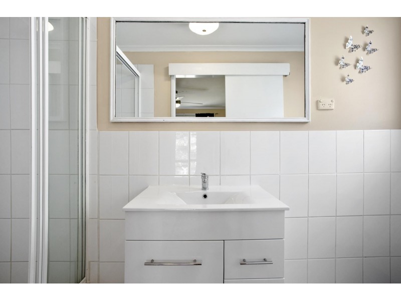 25 Ashkanasy Crescent, Evatt ACT 2617
