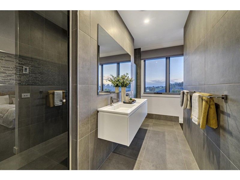 2 Timbs Street, Casey ACT 2913