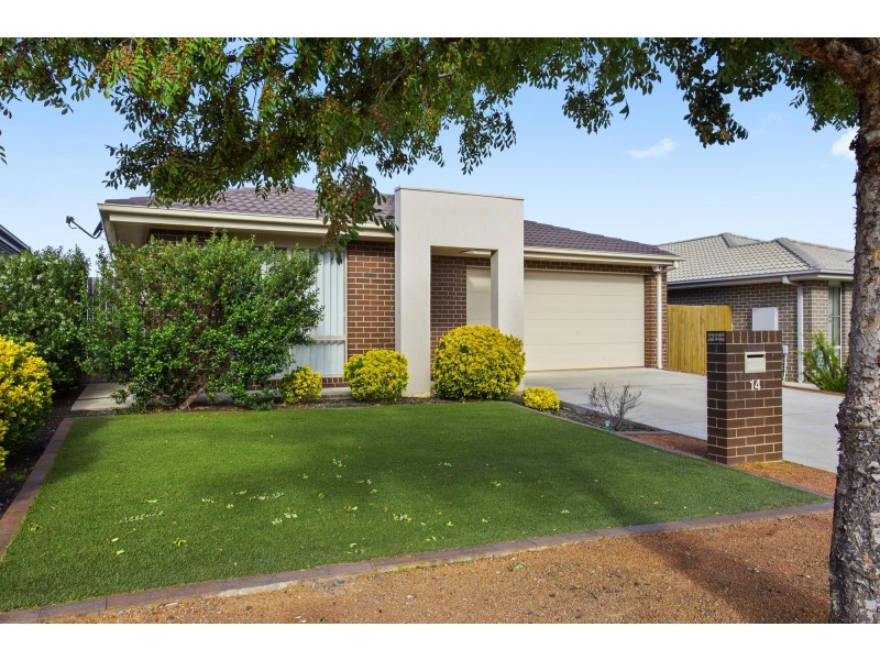 14 Walter Crocker Crescent, Casey ACT 2913