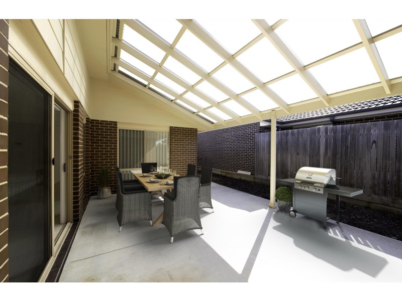 14 Walter Crocker Crescent, Casey ACT 2913