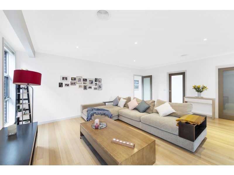 9 Swinney Street, Casey ACT 2913