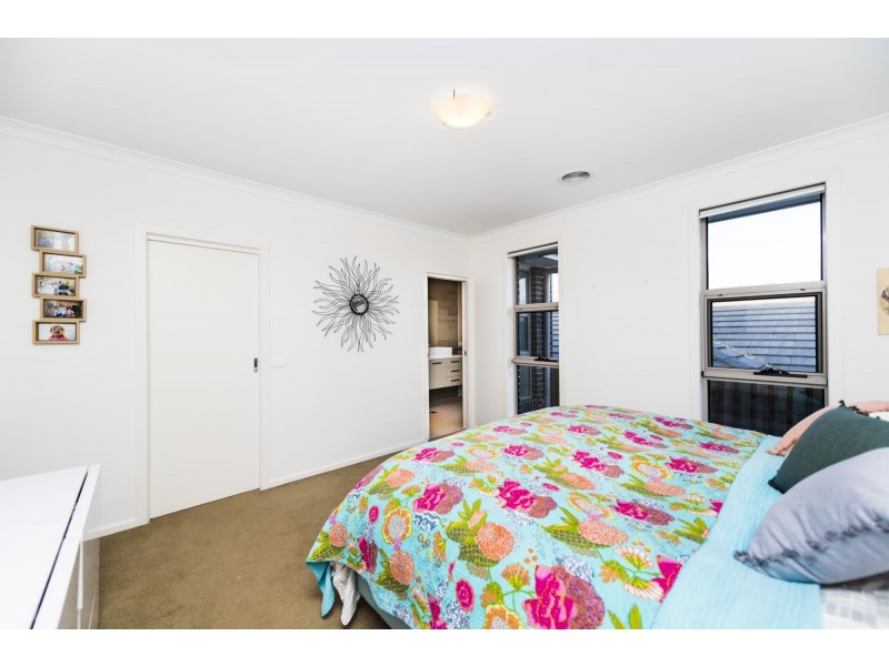 9 Swinney Street, Casey ACT 2913