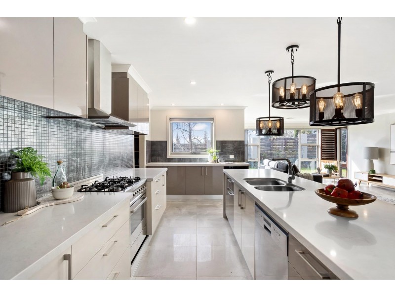 62 Samaria Street, Crace ACT 2911