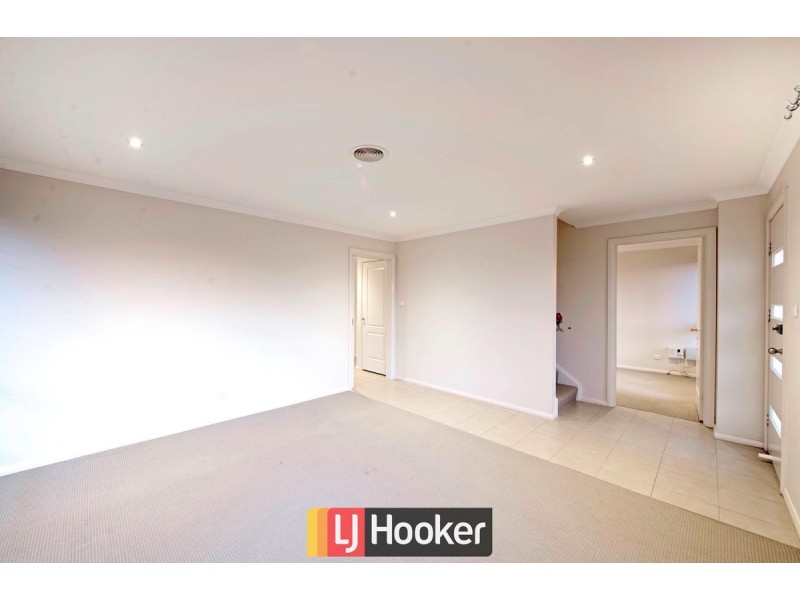 4 Hewett Crescent, Franklin ACT 2913