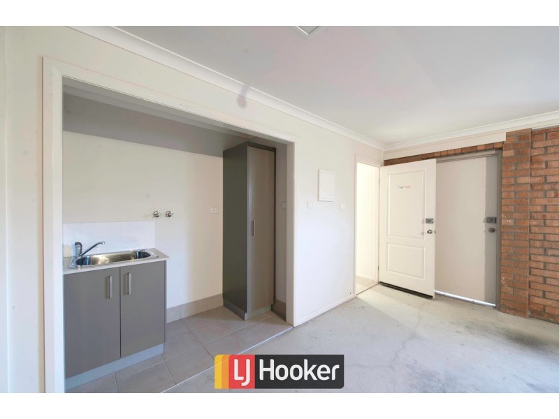 4 Hewett Crescent, Franklin ACT 2913
