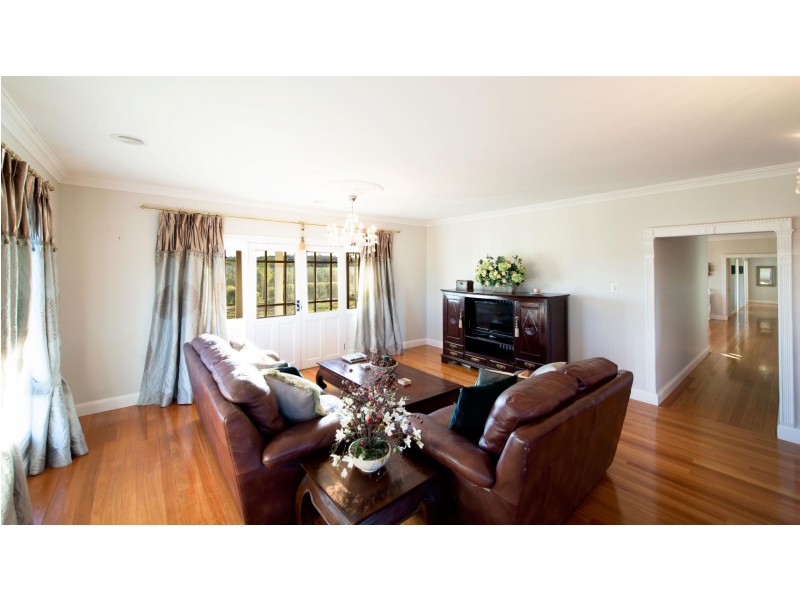 6 Glover Drive, Yass NSW 2582