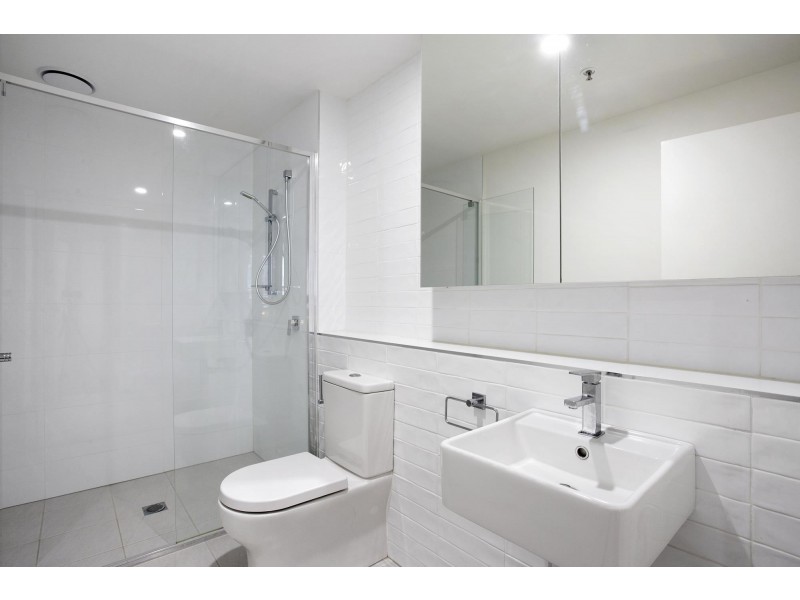 82/1 Anthony Rolfe Avenue, Gungahlin ACT 2912