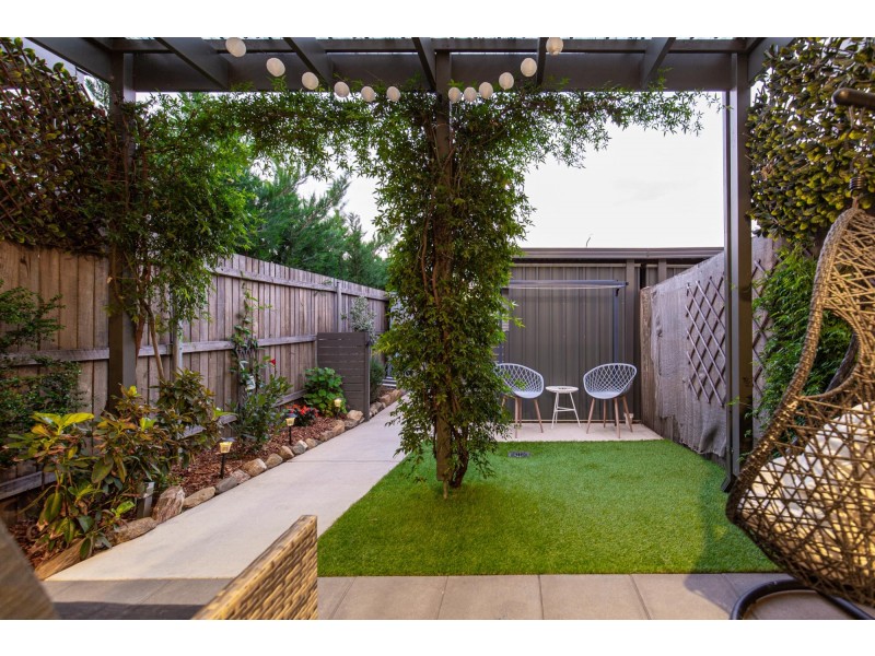 50 Lansdown Crescent, Casey ACT 2913