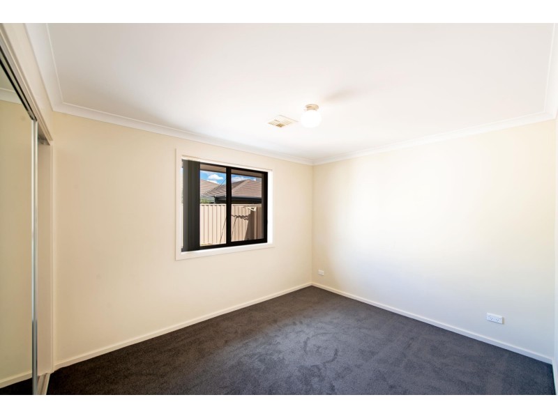 40 Jeanne Young Circuit, Mckellar ACT 2617