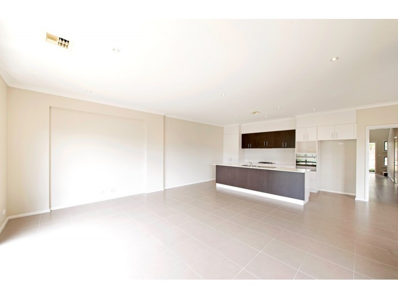 55 Paquita Street, Forde ACT 2914
