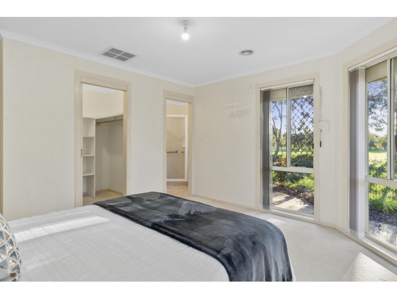 42 Kurrama Close, Ngunnawal ACT 2913