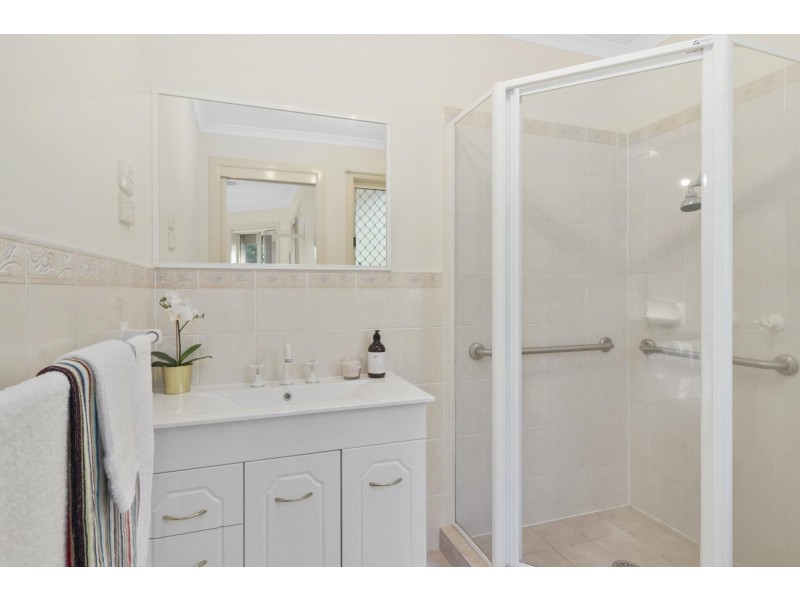 42 Kurrama Close, Ngunnawal ACT 2913