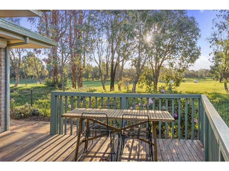42 Kurrama Close, Ngunnawal ACT 2913
