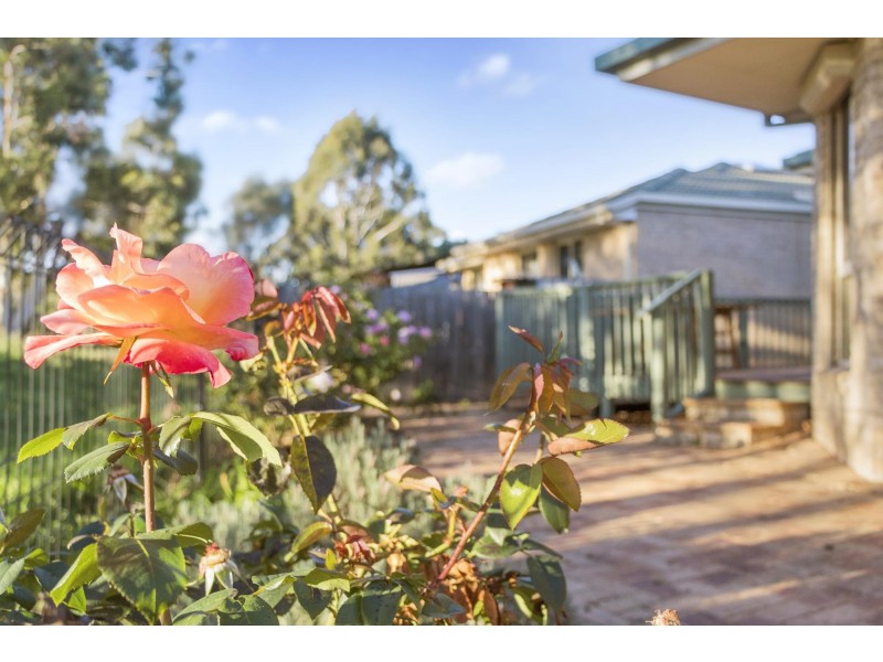 42 Kurrama Close, Ngunnawal ACT 2913