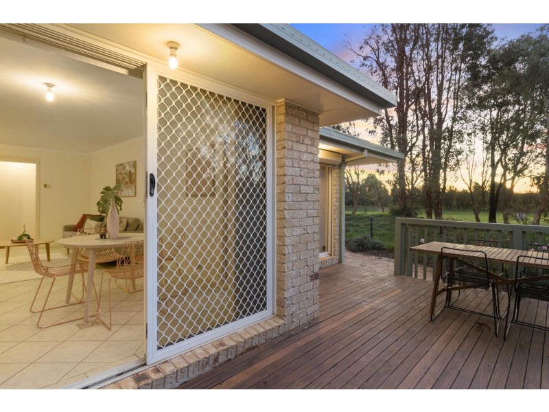 42 Kurrama Close, Ngunnawal ACT 2913