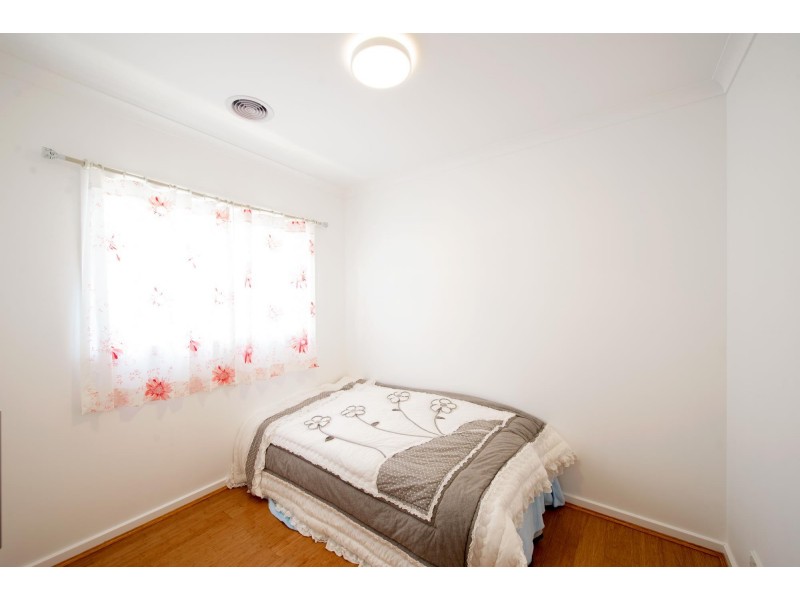 4 Sliprail Street, Lawson ACT 2617