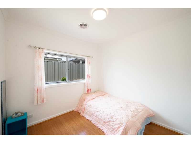 4 Sliprail Street, Lawson ACT 2617