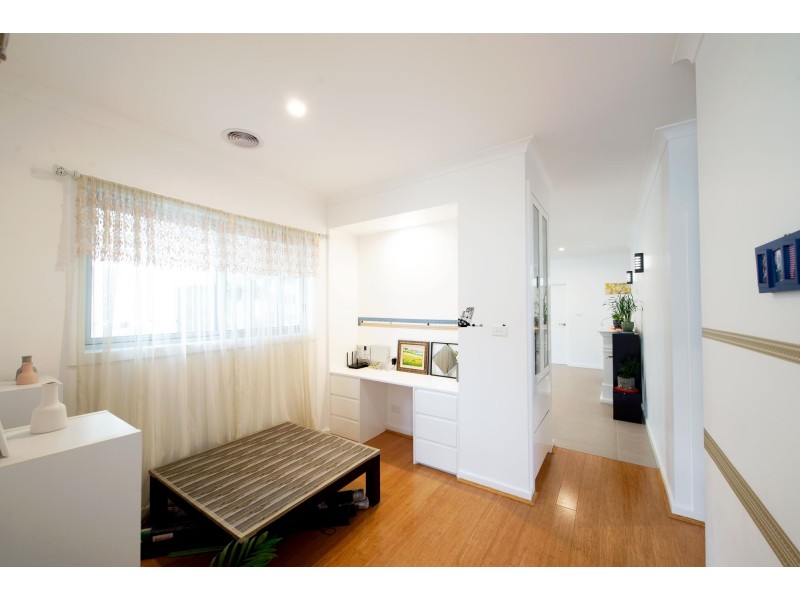 4 Sliprail Street, Lawson ACT 2617