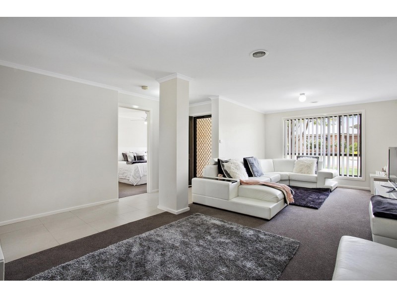 15 Triton Street, Dunlop ACT 2615