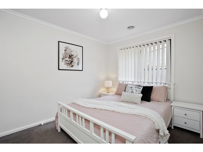 15 Triton Street, Dunlop ACT 2615