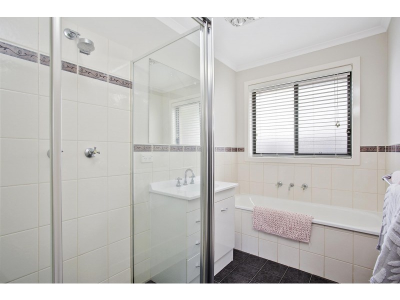 15 Triton Street, Dunlop ACT 2615