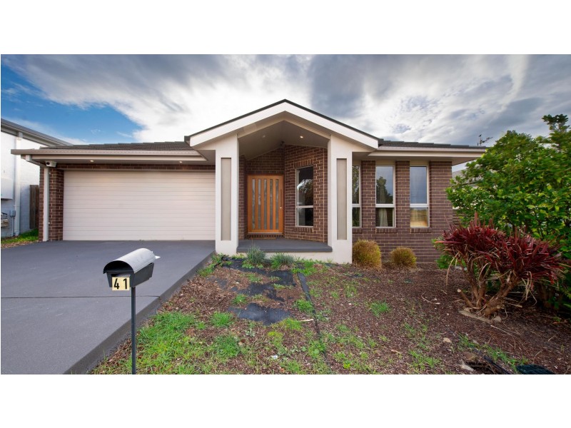 41 Jean MacNamara Street, Macgregor ACT 2615