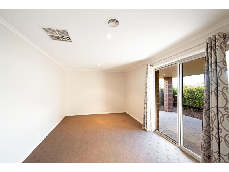 41 Jean MacNamara Street, Macgregor ACT 2615