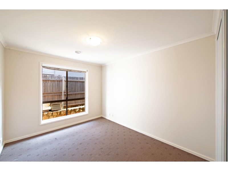 41 Jean MacNamara Street, Macgregor ACT 2615