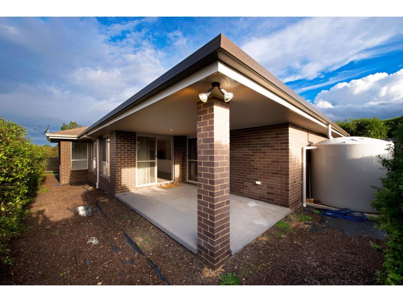 41 Jean MacNamara Street, Macgregor ACT 2615
