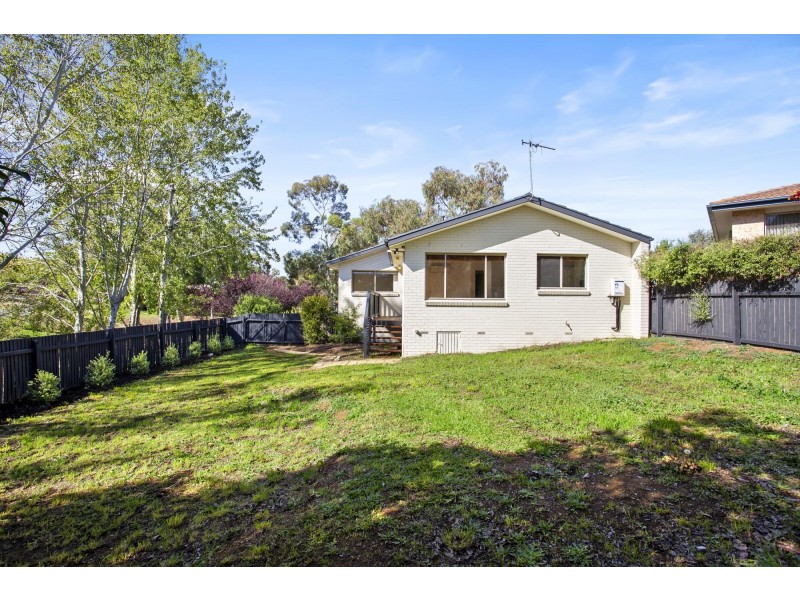 18 Halifax Close, Palmerston ACT 2913