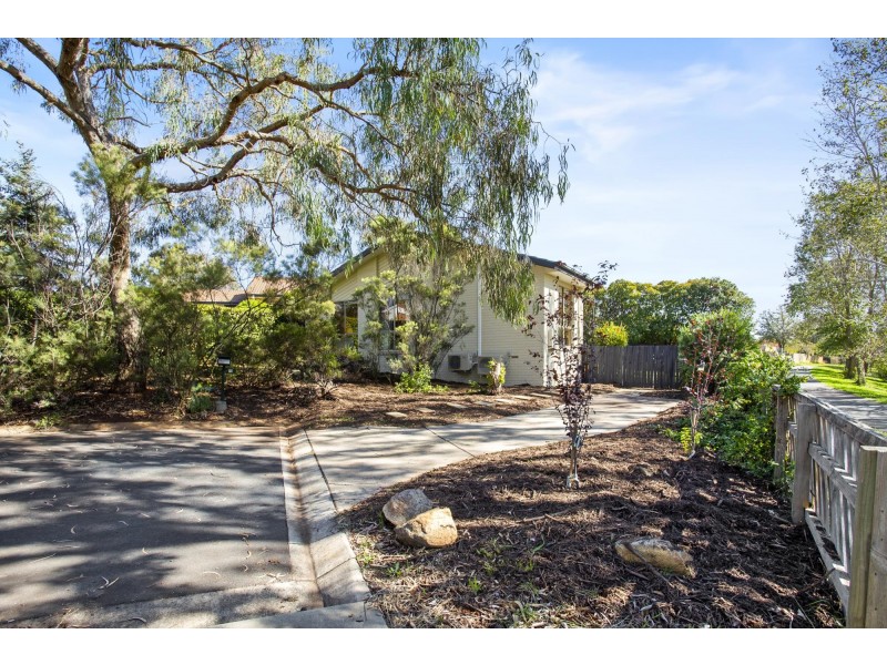 18 Halifax Close, Palmerston ACT 2913