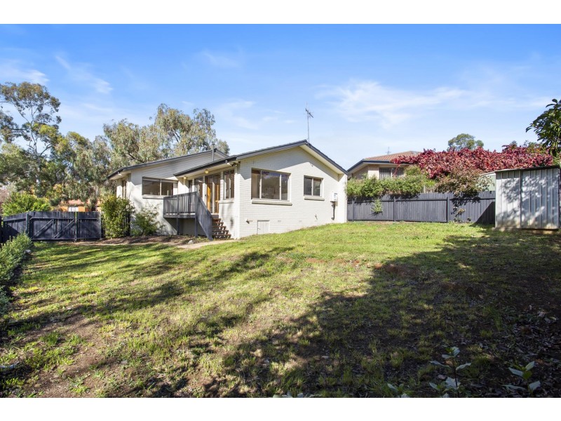 18 Halifax Close, Palmerston ACT 2913